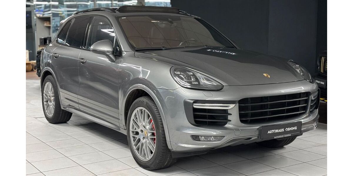 Porsche Cayenne 145.000 km 39.900 &euro; Lage 32791