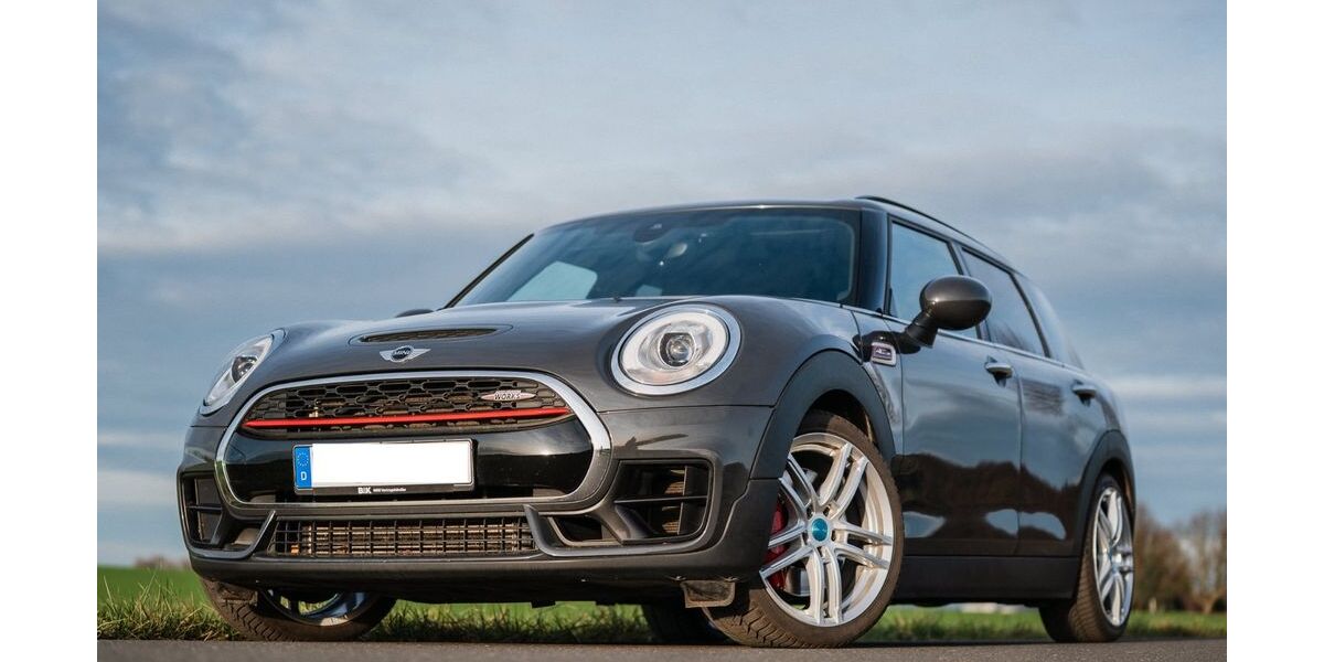 Mini John Cooper Works Clubman 128.820 km 17.400 &euro; Bielefeld 33729