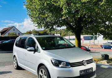 VW Touran 103.000 km 13.700 &euro; Bielefeld 33647