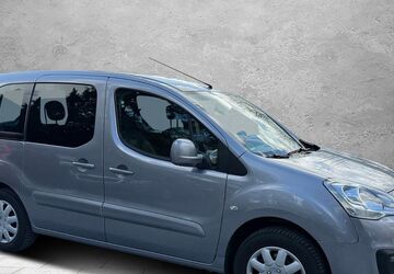 Citroen Berlingo 110.000 km 7.499 &euro; Detmold 32758