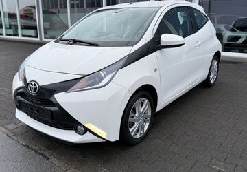 Toyota Aygo (X) 49.500 km 7.999 &euro; Gütersloh 33332
