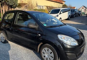 Renault Twingo 166.000 km 1.900 &euro; Detmold 32758