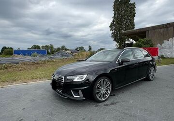 Audi A4 90.000 km 17.250 &euro; Bielefeld 33739