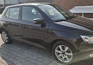 Skoda Fabia 84.355 km 9.900 &euro; Harsewinkel 33428