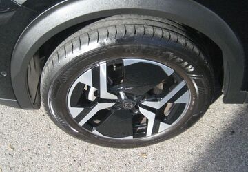 Peugeot 2008 42.000 km 27.900 &euro; Detmold 32758