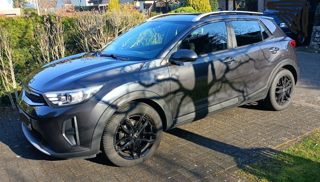 Kia Stonic 49.000 km 13.800 &euro; Gütersloh 33330
