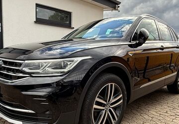 VW Tiguan 119.557 km 28.100 &euro; Bielefeld 33659