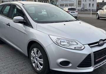 Ford Focus 101.000 km 5.950 &euro; Bielefeld 33609