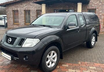 Nissan Navara 245.899 km 14.250 &euro; Versmold 33775