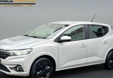 Dacia Sandero 79.906 km 8.999 &euro; Löhne 32584