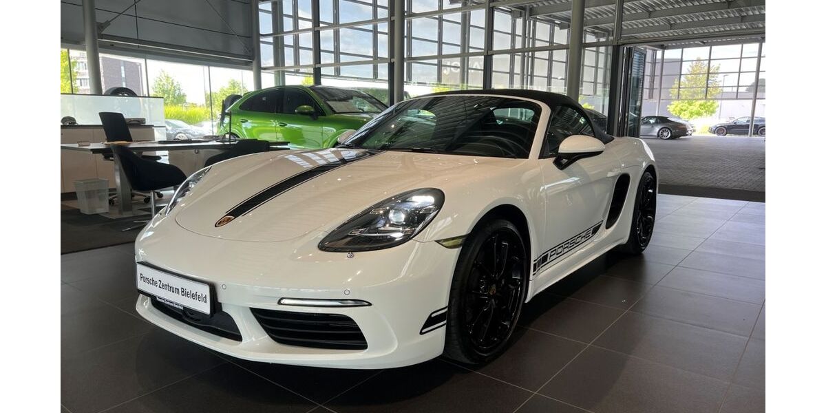 Porsche Boxster 15.270 km 77.800 &euro; Bielefeld 33719
