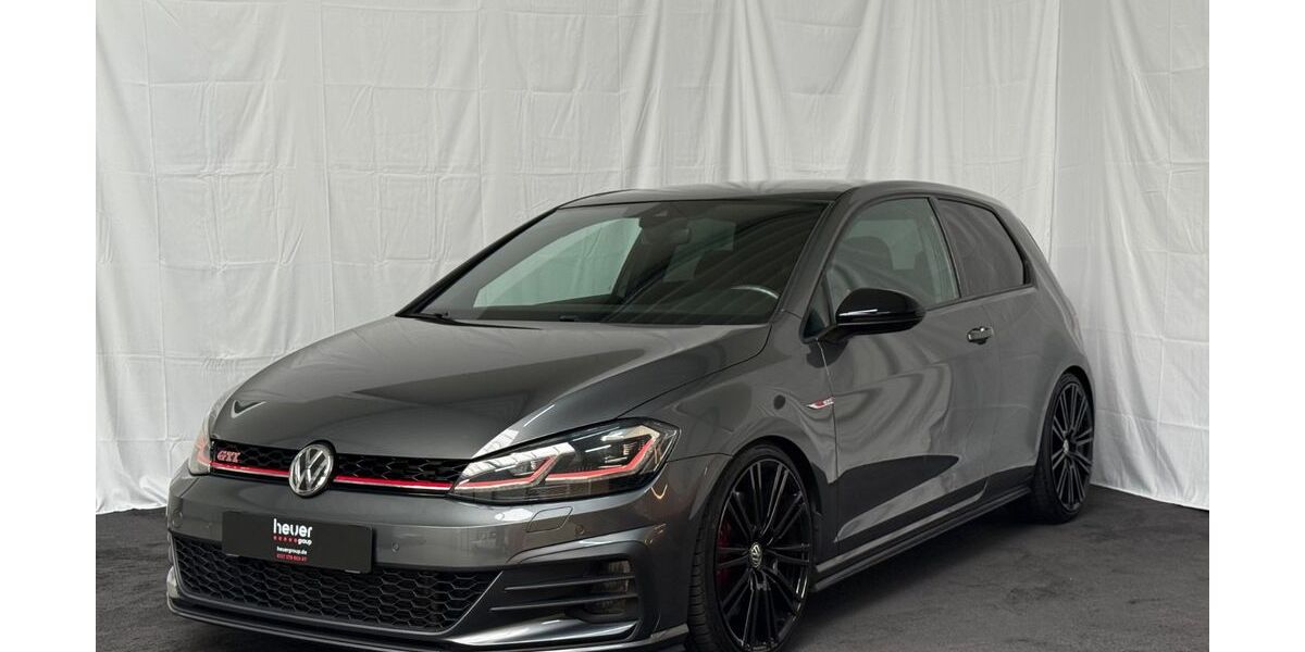 VW Golf 128.000 km 21.480 &euro; Bad Salzuflen 32107