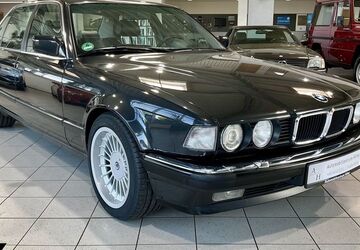 BMW 750 225.578 km 22.450 &euro; Hilter a.T.W 49176