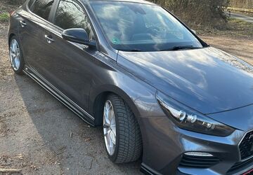 Hyundai i30 104.500 km 19.399 &euro; Melle 49328