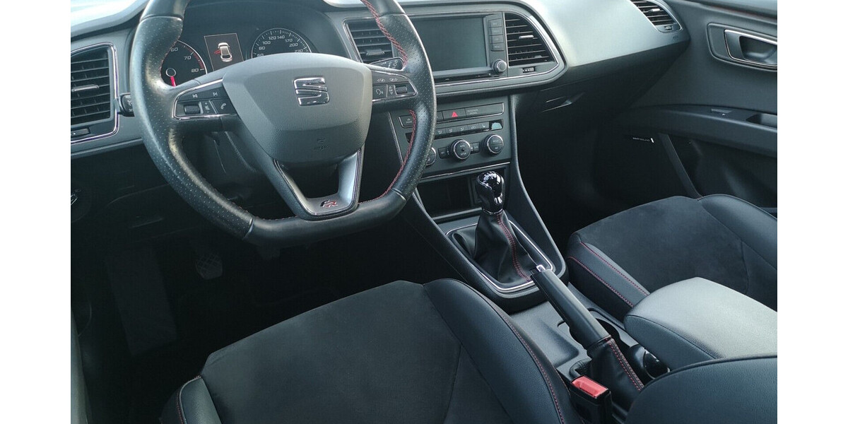 Seat Leon 97.100 km 14.800 &euro; Halle 33790