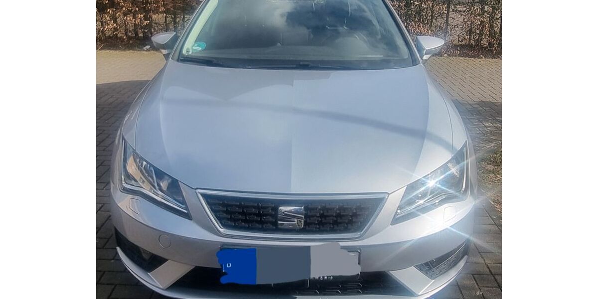 Seat Leon 68.400 km 12.750 &euro; Schloss Holte Stukenbrock 33758
