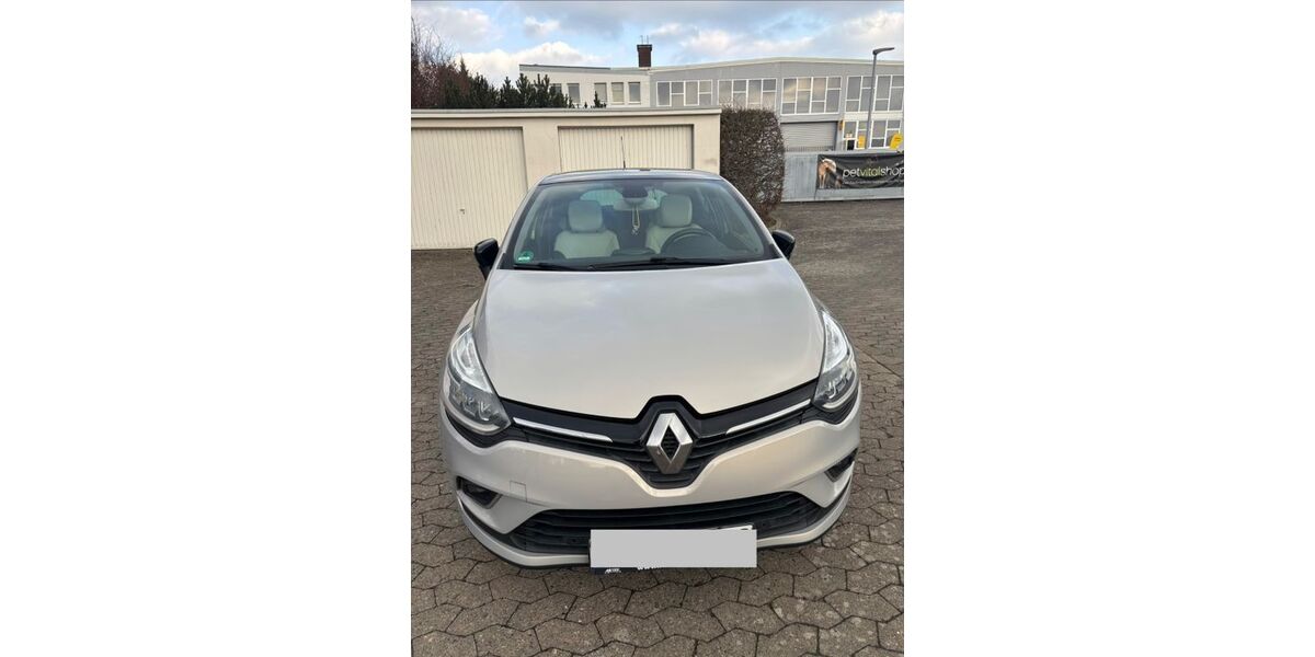 Renault Clio 126.310 km 9.700 &euro; Bünde 32257