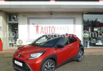 Toyota Aygo (X) 4.832 km 17.190 &euro; Bielefeld 33689