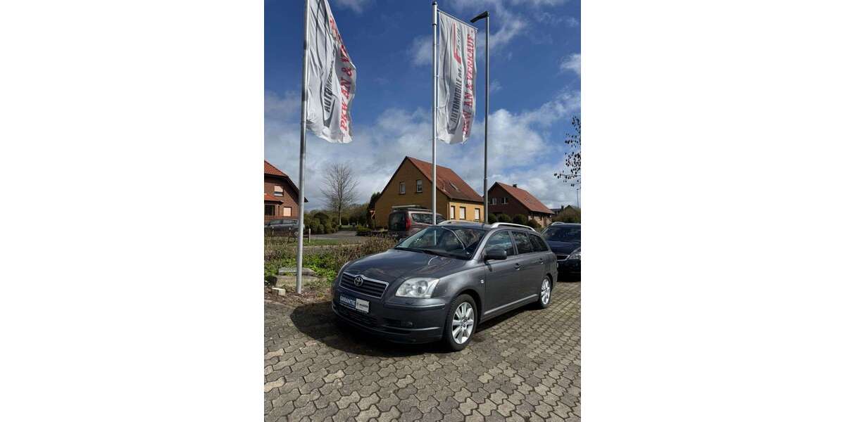 Toyota Avensis 106.000 km 5.899 &euro; Bad Oeynhausen 32549