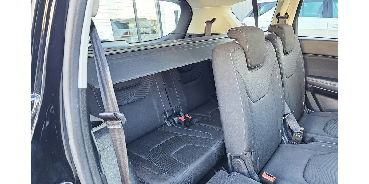 Ford S-Max Business NAVI AHK RFK 7-Sitzer AUS 1.HAND 103.880 km 16.990 &euro; Löhne 32584