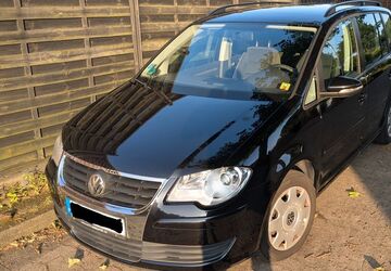 VW Touran 247.000 km 4.200 &euro; Bielefeld 33615