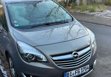 Opel Meriva 143.000 km 8.000 &euro; Bielefeld 33659