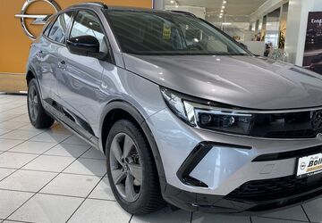 Opel Grandland (X) 28.714 km 25.377 &euro; Bad Salzuflen 32108