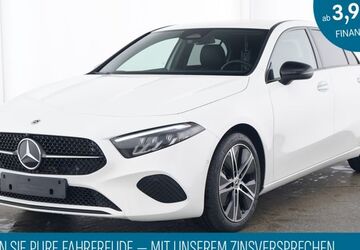 Mercedes-Benz A 180 9.671 km 27.395 &euro; Lemgo 32657