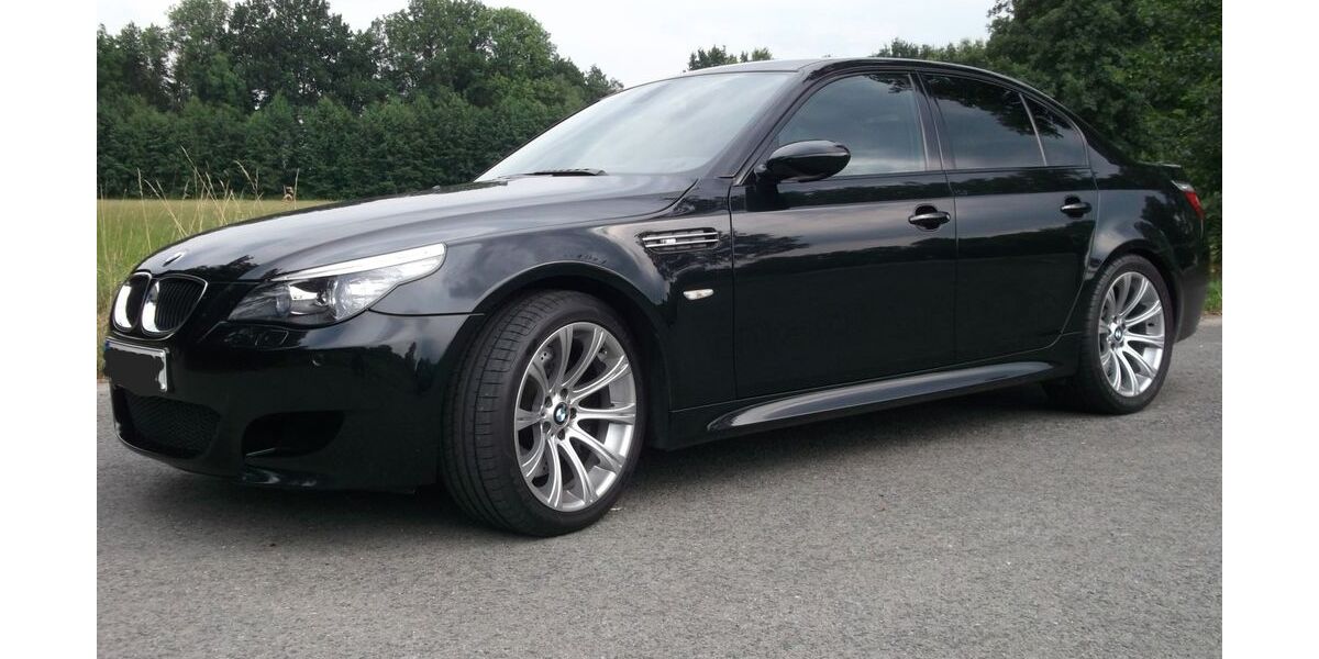 BMW M5 75.000 km 55.900 &euro; Bielefeld 33609