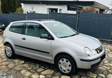 VW Polo 180.122 km 2.250 &euro; Lage 32791