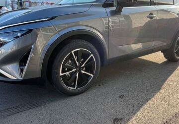 Nissan Qashqai 4.999 km 31.980 &euro; Buende 32257